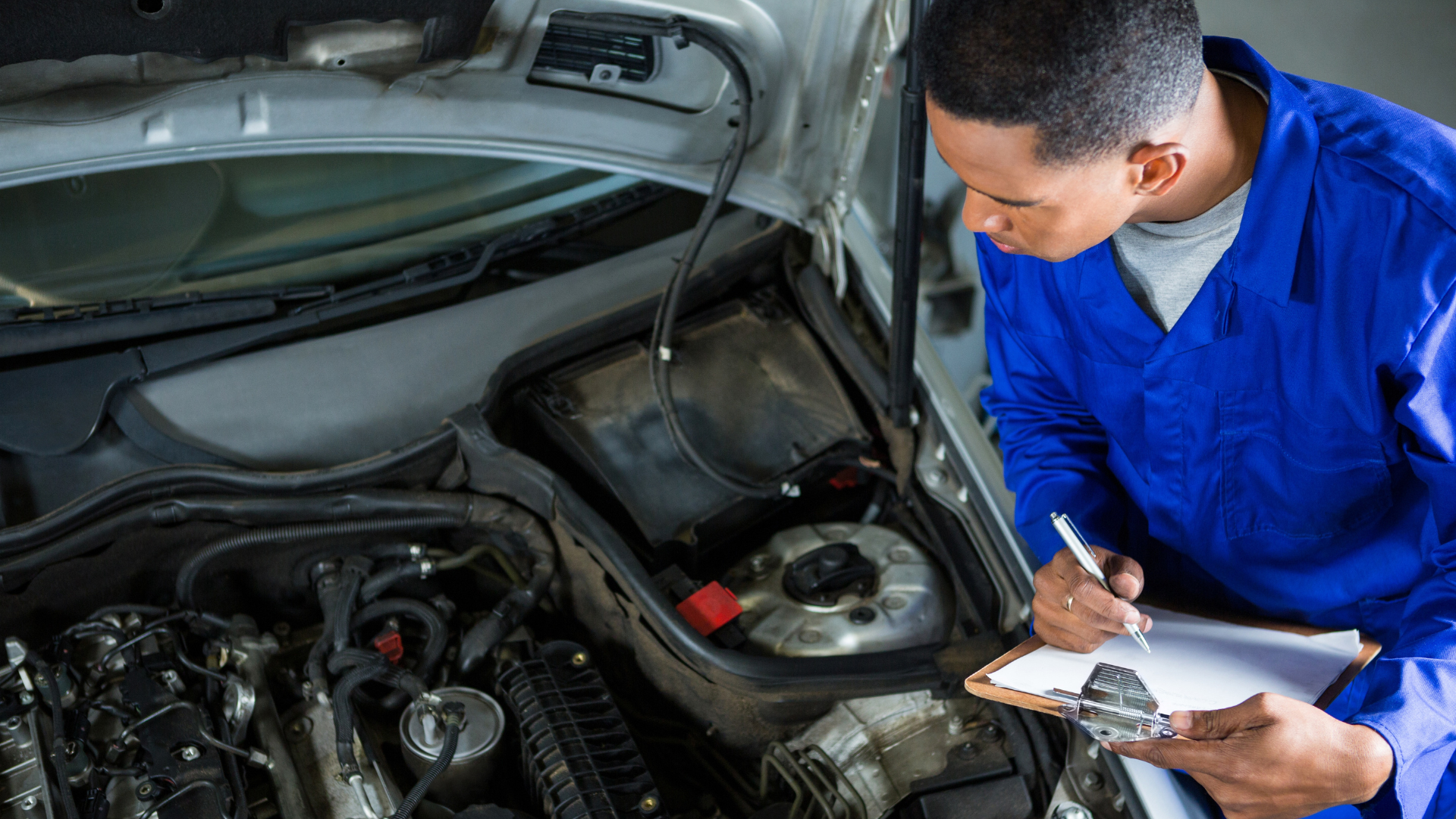 Certificate III in Light Vehicle Mechanical Technology Course